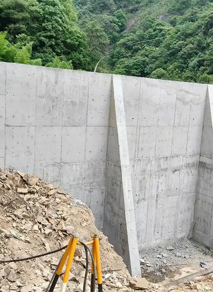 淮安重力式挡土墙
